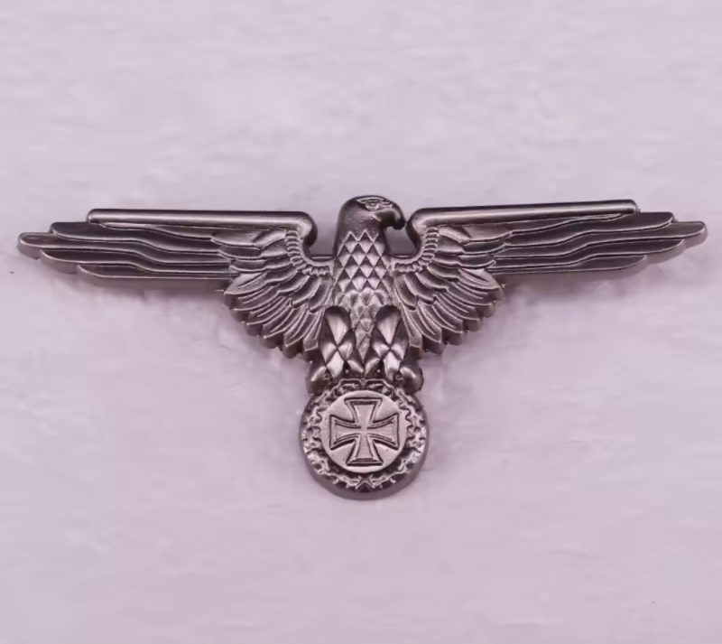 Reichsadler Anstecker Grau